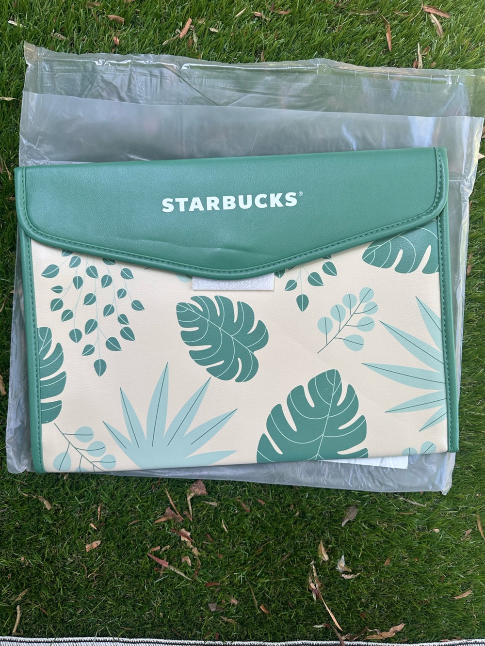 Starbucks Green Monstera Print Tote Bag 2022 Thailand special edition New!